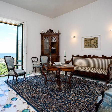 Amalfi Coast Family Luxury Suite Vietri Eksteriør billede