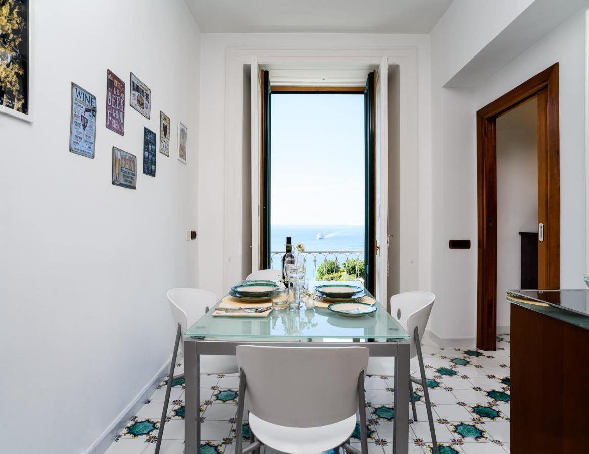 Amalfi Coast Family Luxury Suite Vietri Eksteriør billede