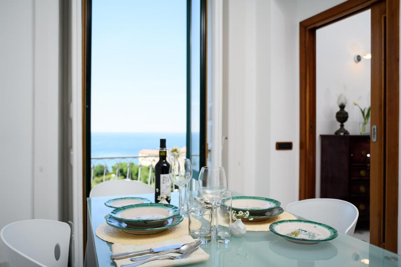 Amalfi Coast Family Luxury Suite Vietri Eksteriør billede