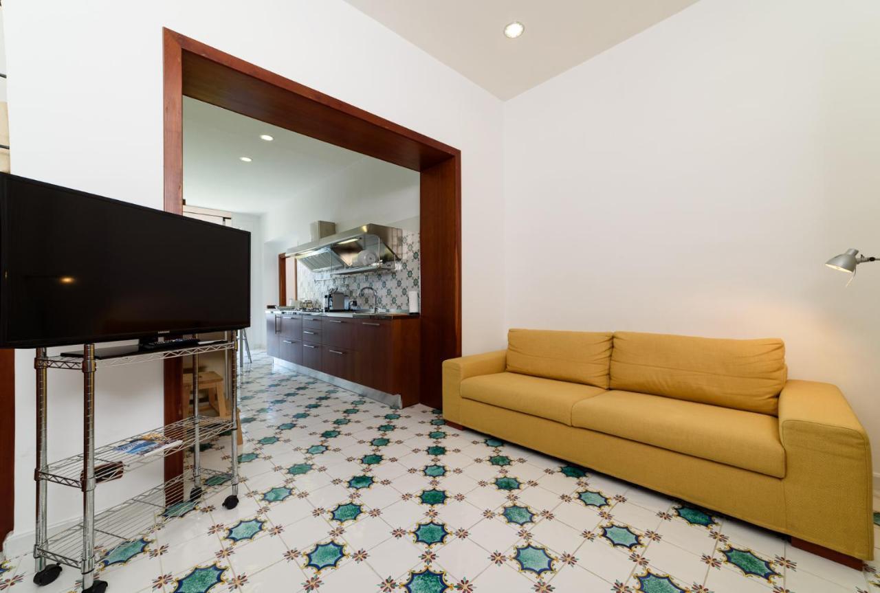Amalfi Coast Family Luxury Suite Vietri Eksteriør billede