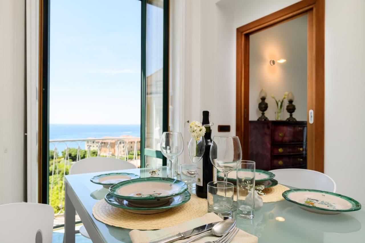 Amalfi Coast Family Luxury Suite Vietri Eksteriør billede