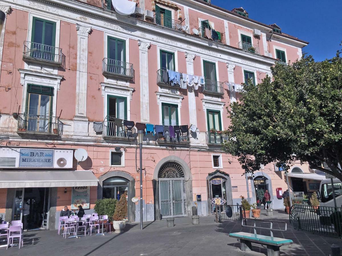 Amalfi Coast Family Luxury Suite Vietri Eksteriør billede